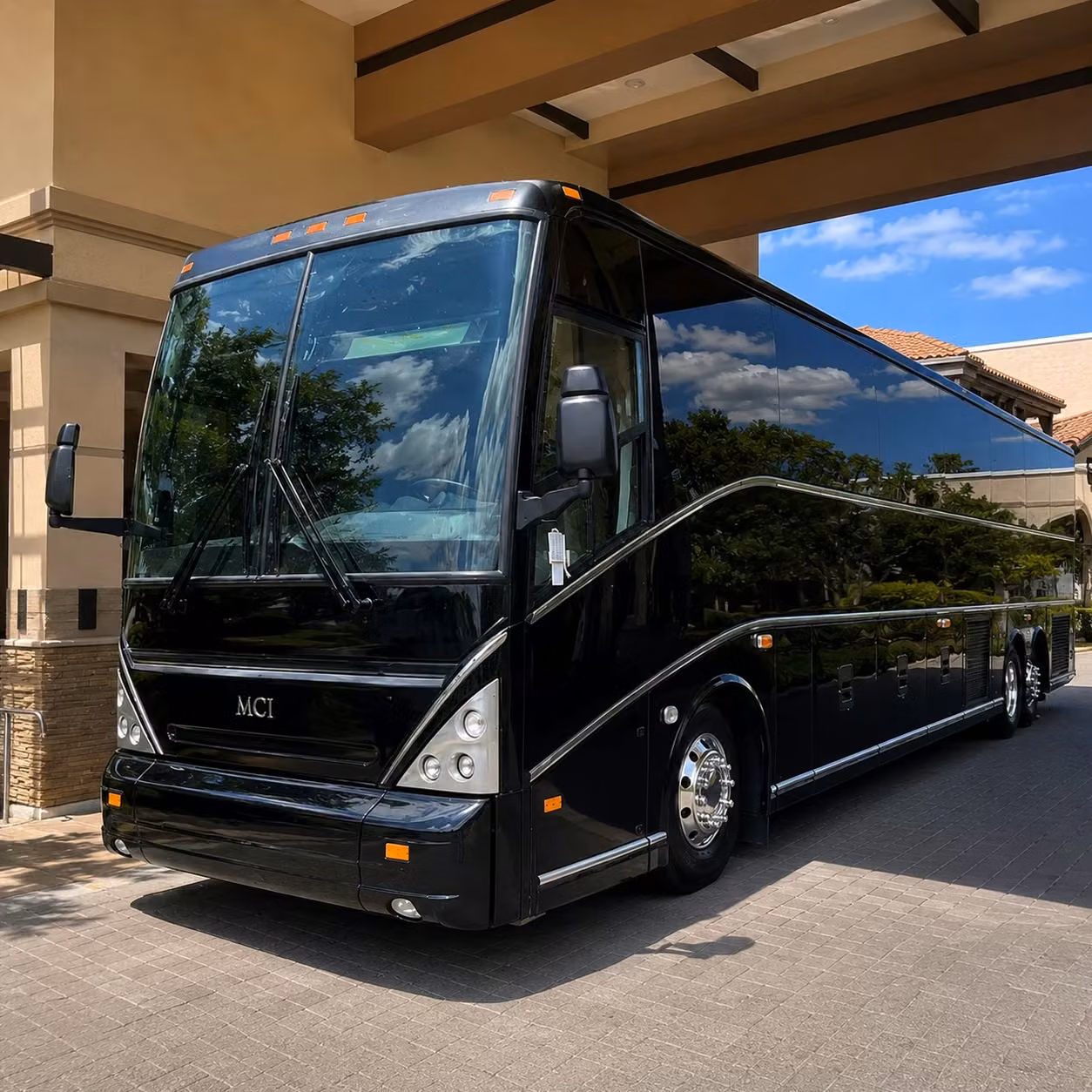 denton wedding shuttle bus rentals that keep every guest on schedule