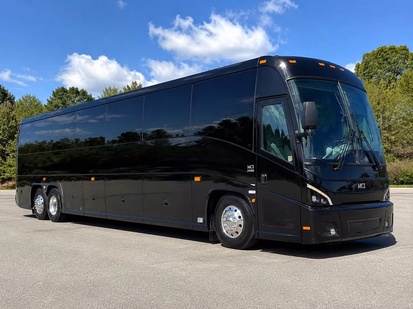 field trips to the university of north texas and twu are easy with a charter bus